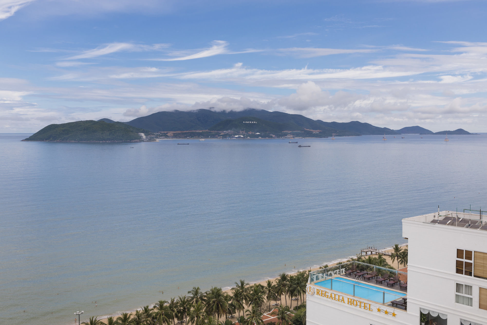 Meriton Hotel Nha Trang Bagian luar foto